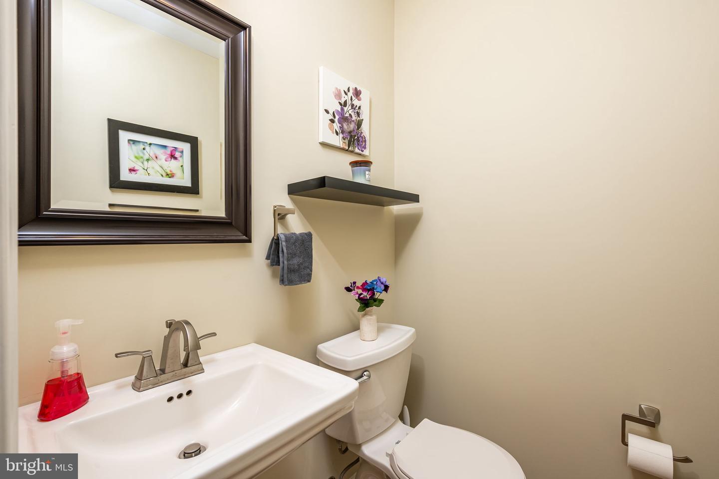 15 CLARION DR, FREDERICKSBURG, Virginia 22405, 5 Bedrooms Bedrooms, ,2 BathroomsBathrooms,Residential,For sale,15 CLARION DR,VAST2042382 MLS # VAST2042382