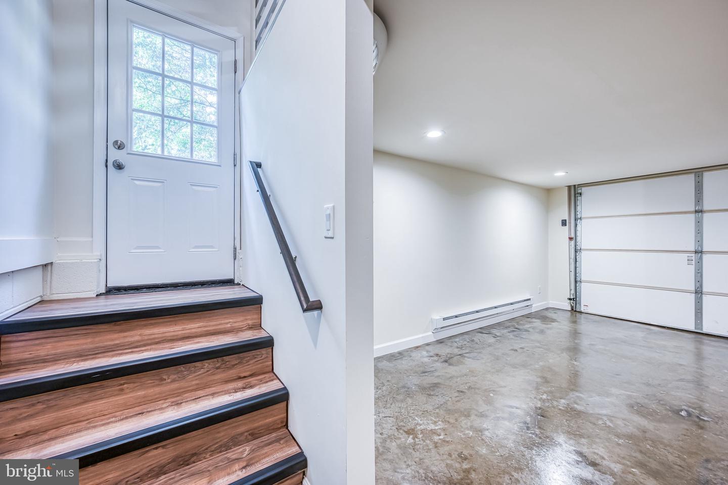 15 CLARION DR, FREDERICKSBURG, Virginia 22405, 5 Bedrooms Bedrooms, ,2 BathroomsBathrooms,Residential,For sale,15 CLARION DR,VAST2042382 MLS # VAST2042382