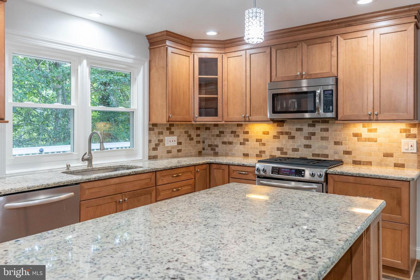 15801 EDGEWOOD DR, DUMFRIES, Virginia 22025, 4 Bedrooms Bedrooms, ,3 BathroomsBathrooms,Residential,For sale,15801 EDGEWOOD DR,VAPW2103208 MLS # VAPW2103208