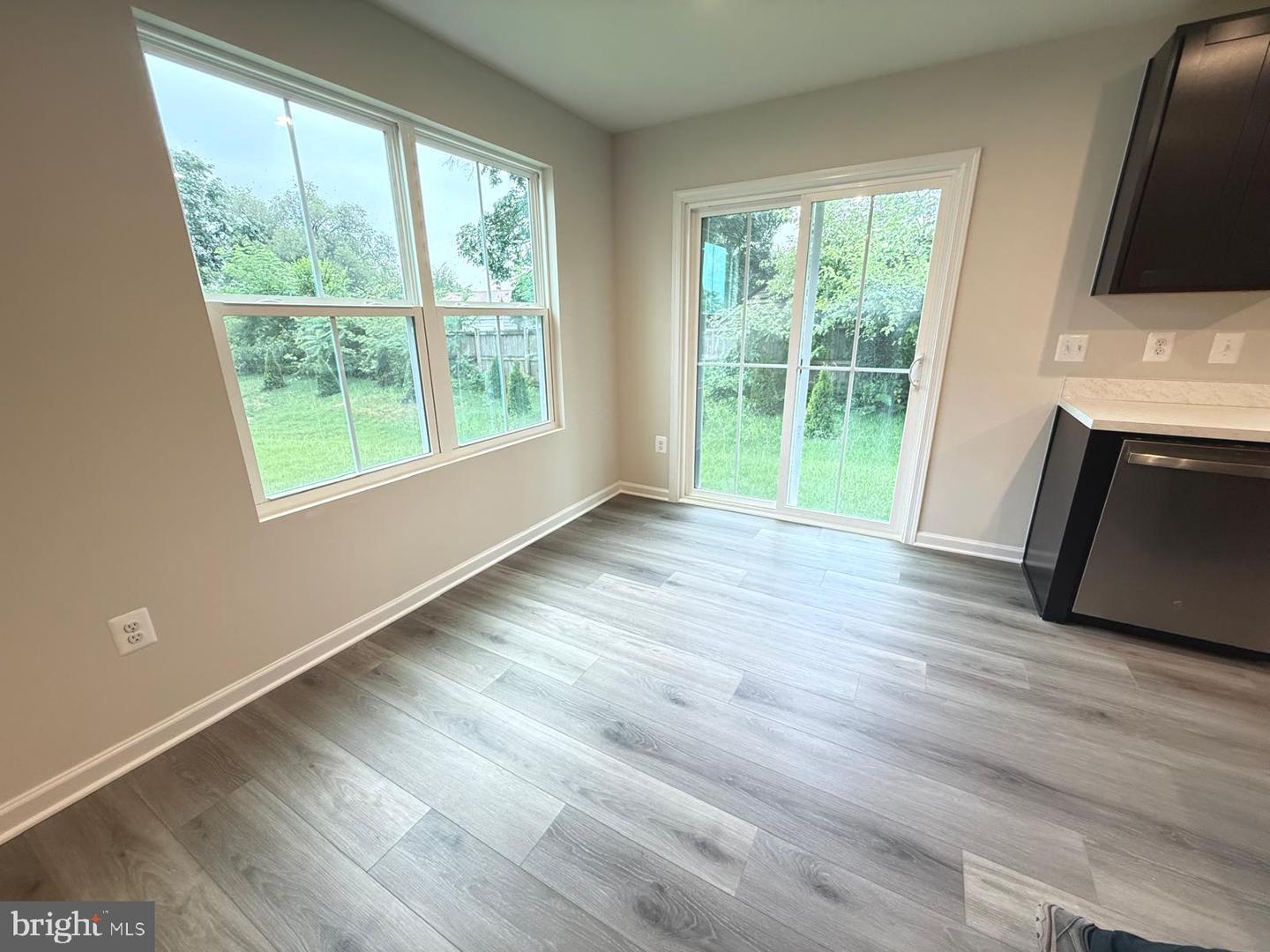 613 LAURELWOOD CIR, WINCHESTER, Virginia 22601, 3 Bedrooms Bedrooms, ,2 BathroomsBathrooms,Residential,For sale,613 LAURELWOOD CIR,VAWI2009020 MLS # VAWI2009020