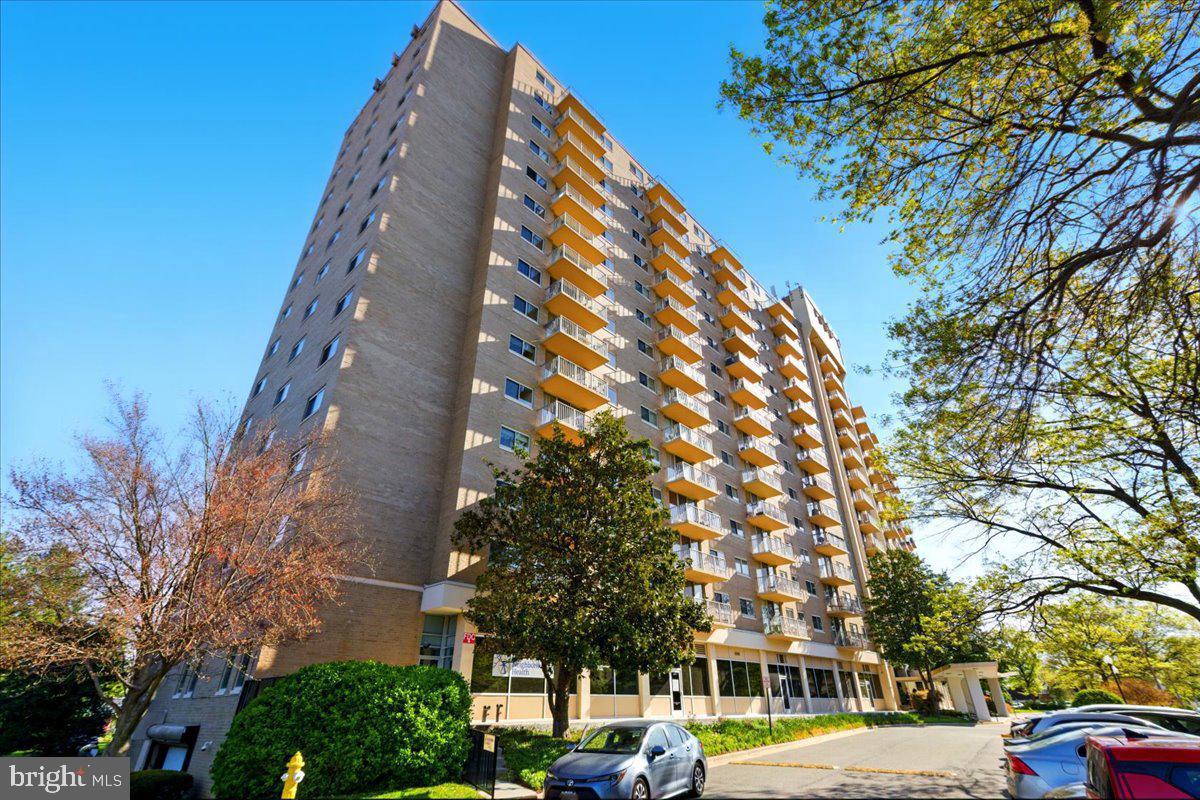 1225 MARTHA CUSTIS DR #815, ALEXANDRIA, Virginia 22302, 1 Bedroom Bedrooms, 2 Rooms Rooms,1 BathroomBathrooms,Residential,For sale,1225 MARTHA CUSTIS DR #815,VAAX2049306 MLS # VAAX2049306