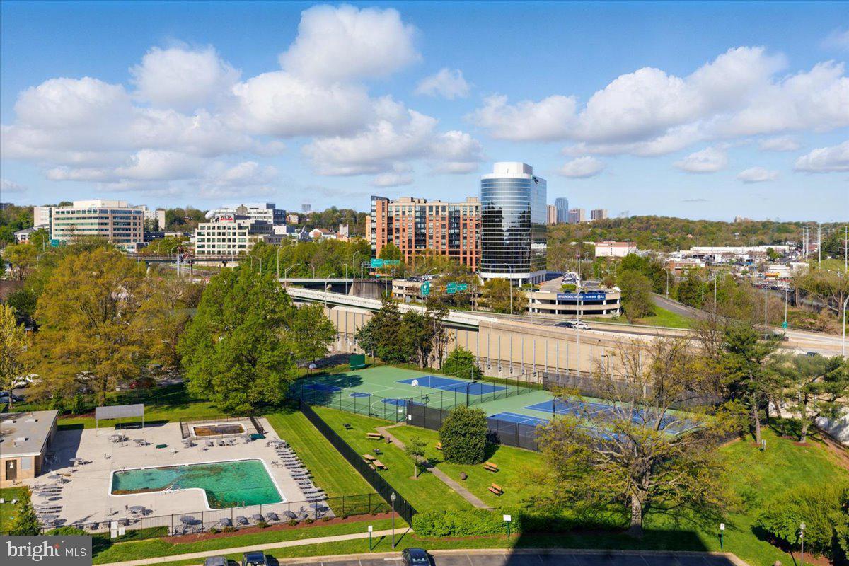 1225 MARTHA CUSTIS DR #815, ALEXANDRIA, Virginia 22302, 1 Bedroom Bedrooms, 2 Rooms Rooms,1 BathroomBathrooms,Residential,For sale,1225 MARTHA CUSTIS DR #815,VAAX2049306 MLS # VAAX2049306