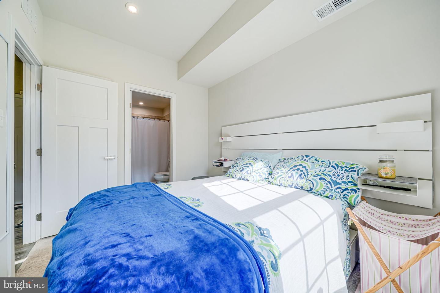 2646 VELOCITY RD, HERNDON, Virginia 20171, 3 Bedrooms Bedrooms, ,4 BathroomsBathrooms,Residential,For sale,2646 VELOCITY RD,VAFX2264950 MLS # VAFX2264950