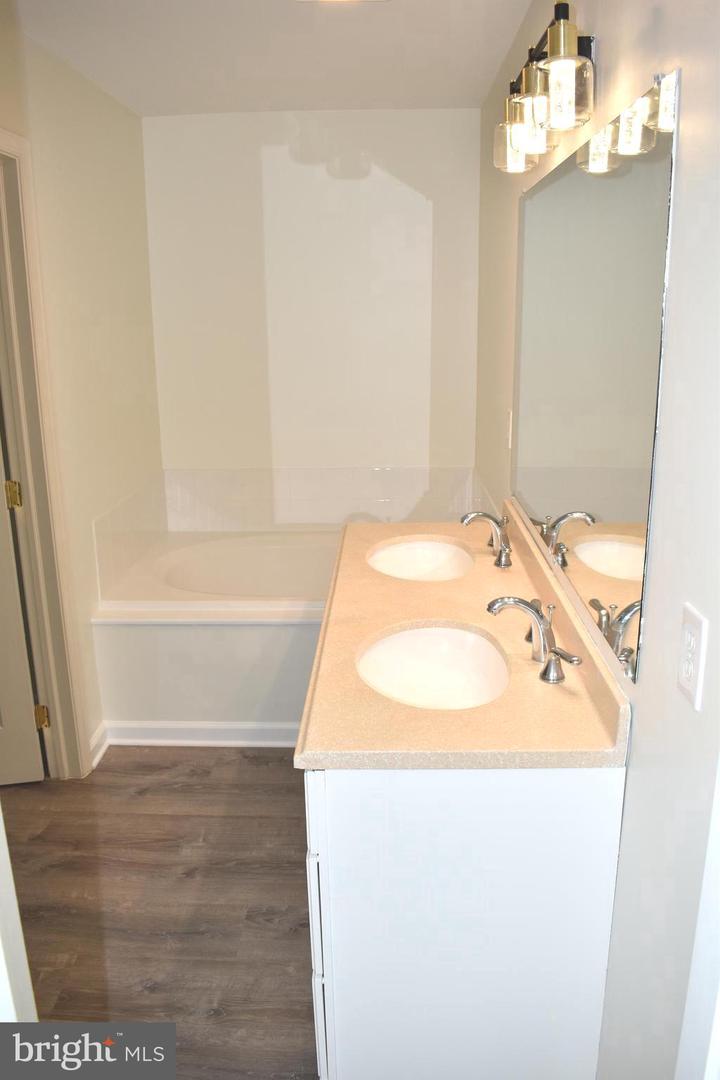 9397 INAUGURAL DR, KING GEORGE, Virginia 22485, 5 Bedrooms Bedrooms, ,3 BathroomsBathrooms,Residential,For sale,9397 INAUGURAL DR,VAKG2006966 MLS # VAKG2006966