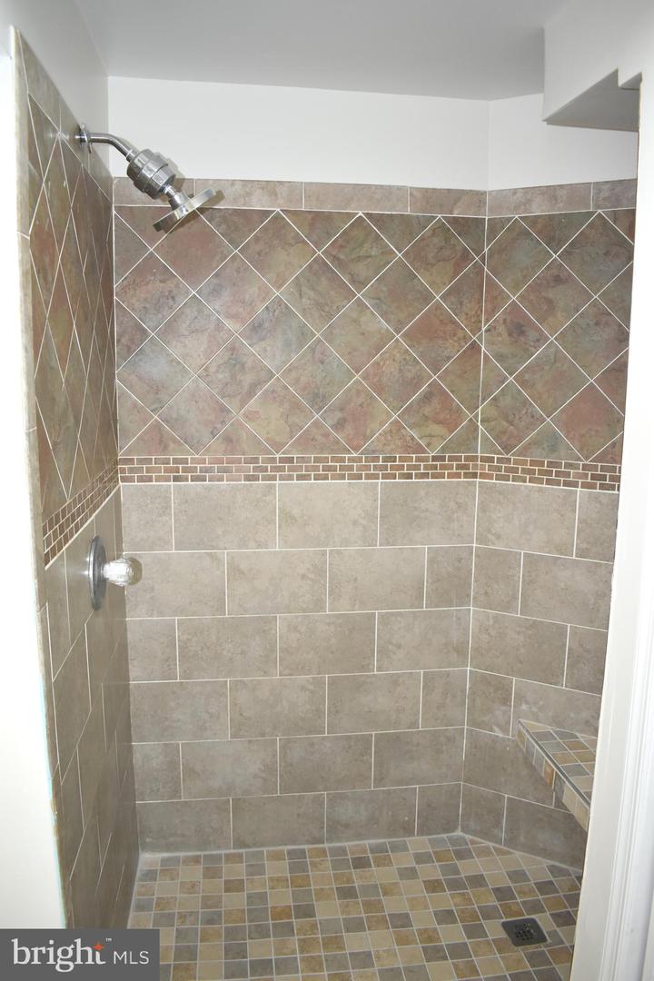9397 INAUGURAL DR, KING GEORGE, Virginia 22485, 5 Bedrooms Bedrooms, ,3 BathroomsBathrooms,Residential,For sale,9397 INAUGURAL DR,VAKG2006966 MLS # VAKG2006966
