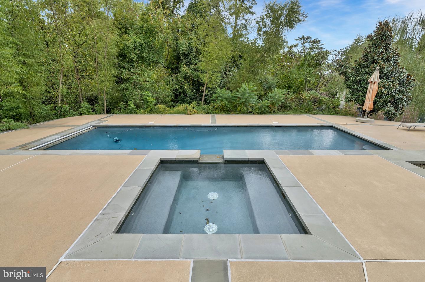 9907 HESSICK CT, GREAT FALLS, Virginia 22066, 6 Bedrooms Bedrooms, ,5 BathroomsBathrooms,Residential,For sale,9907 HESSICK CT,VAFX2264966 MLS # VAFX2264966