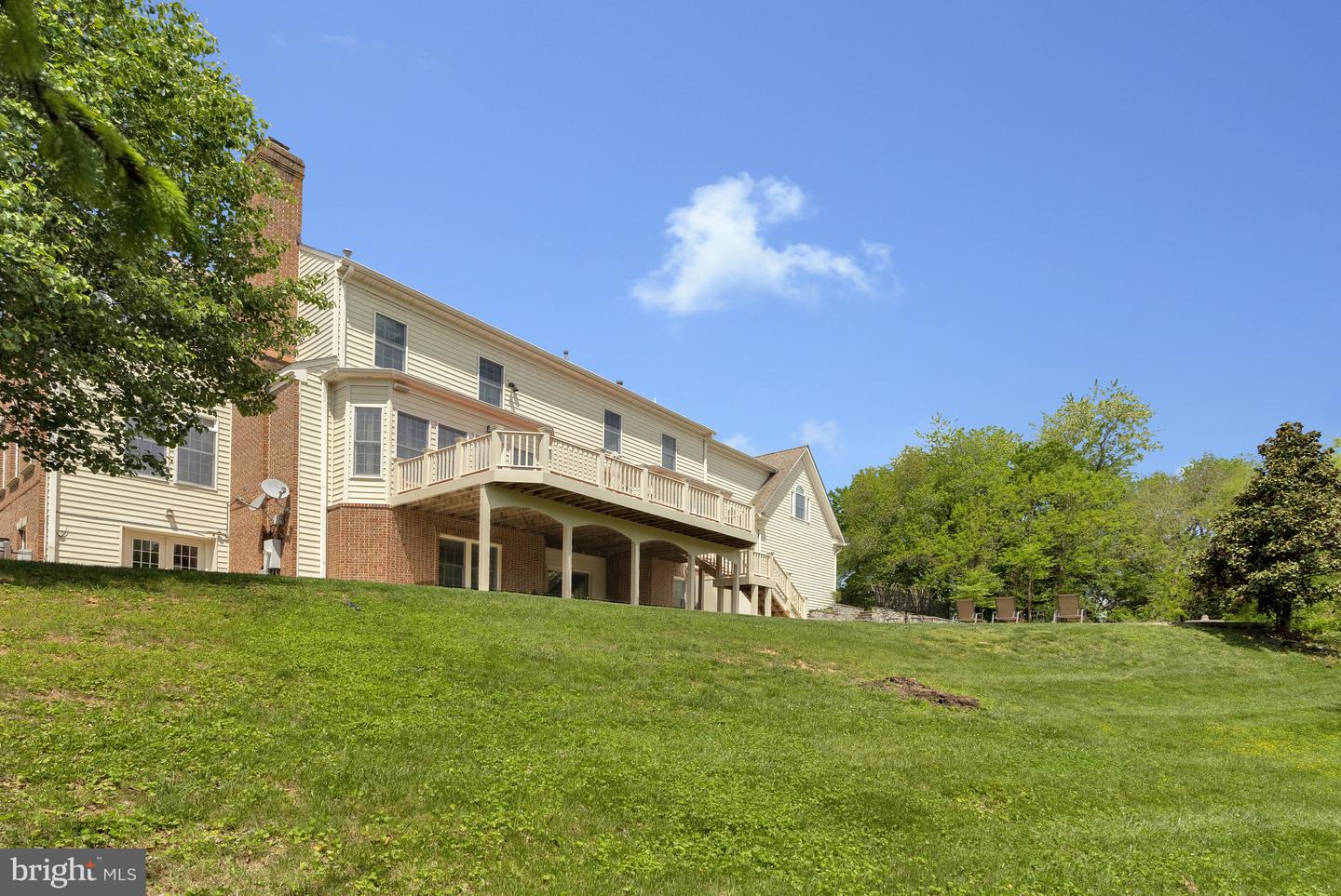 9907 HESSICK CT, GREAT FALLS, Virginia 22066, 6 Bedrooms Bedrooms, ,5 BathroomsBathrooms,Residential,For sale,9907 HESSICK CT,VAFX2264966 MLS # VAFX2264966