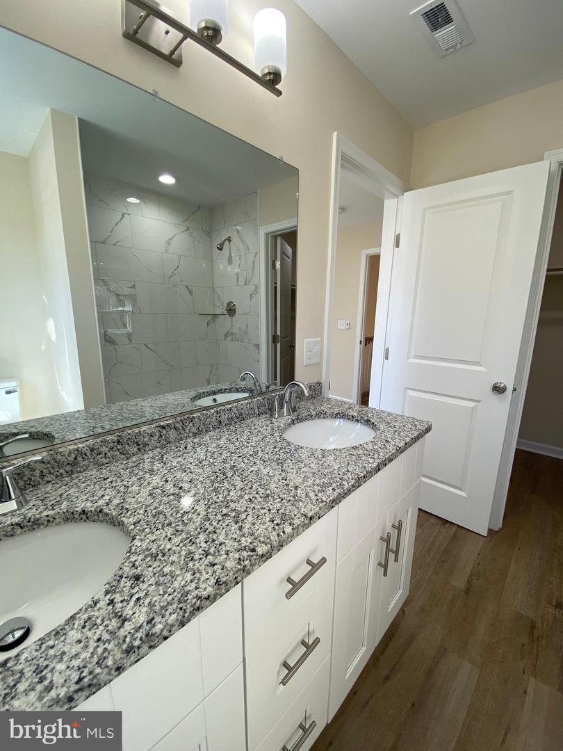 26 HARBOR CT, MONTROSS, Virginia 22520, 3 Bedrooms Bedrooms, ,2 BathroomsBathrooms,Residential,For sale,26 HARBOR CT,VAWE2009686 MLS # VAWE2009686