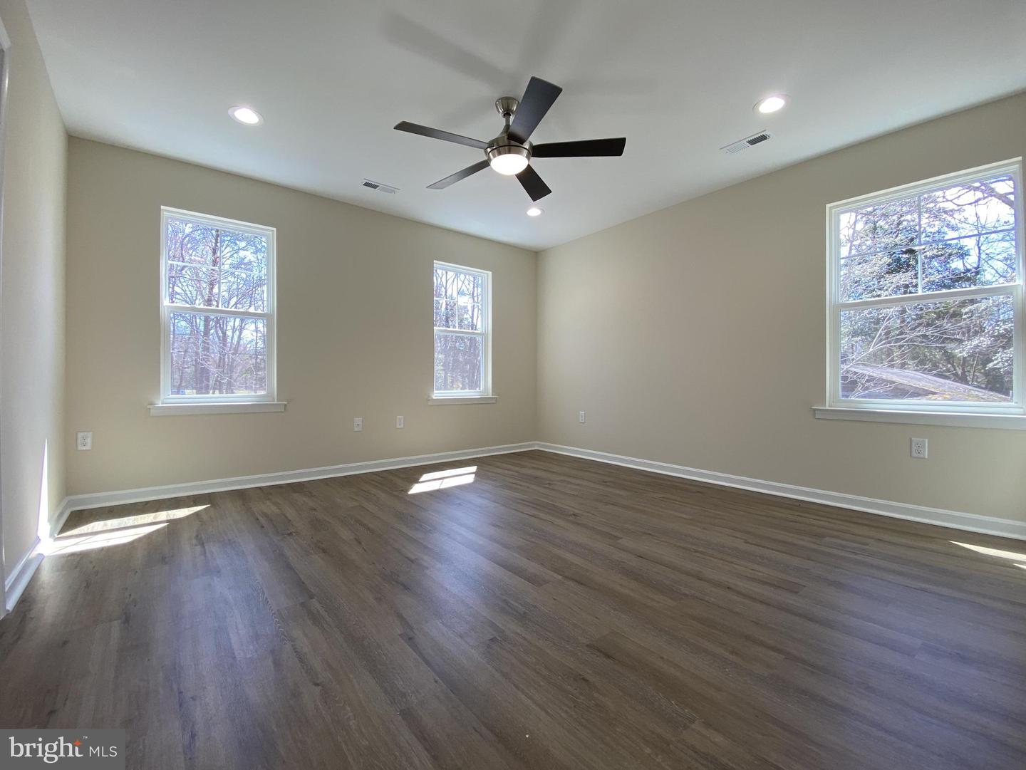 26 HARBOR CT, MONTROSS, Virginia 22520, 3 Bedrooms Bedrooms, ,2 BathroomsBathrooms,Residential,For sale,26 HARBOR CT,VAWE2009686 MLS # VAWE2009686