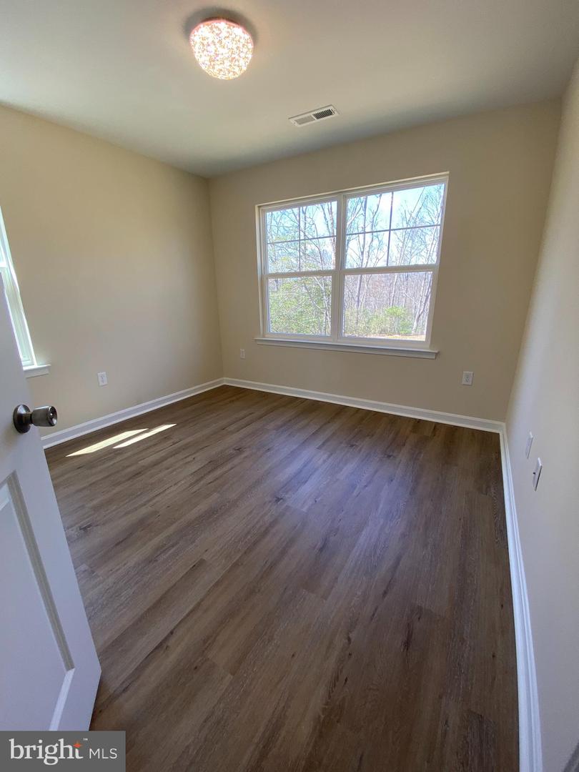 26 HARBOR CT, MONTROSS, Virginia 22520, 3 Bedrooms Bedrooms, ,2 BathroomsBathrooms,Residential,For sale,26 HARBOR CT,VAWE2009686 MLS # VAWE2009686