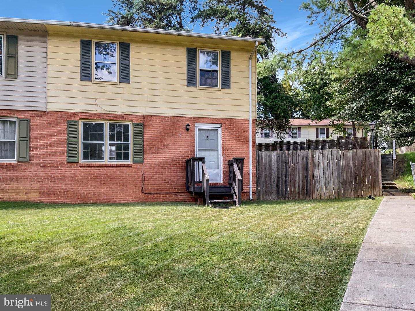 8 BIRCH LN, STAFFORD, Virginia 22554, 3 Bedrooms Bedrooms, ,1 BathroomBathrooms,Residential,For sale,8 BIRCH LN,VAST2042420 MLS # VAST2042420