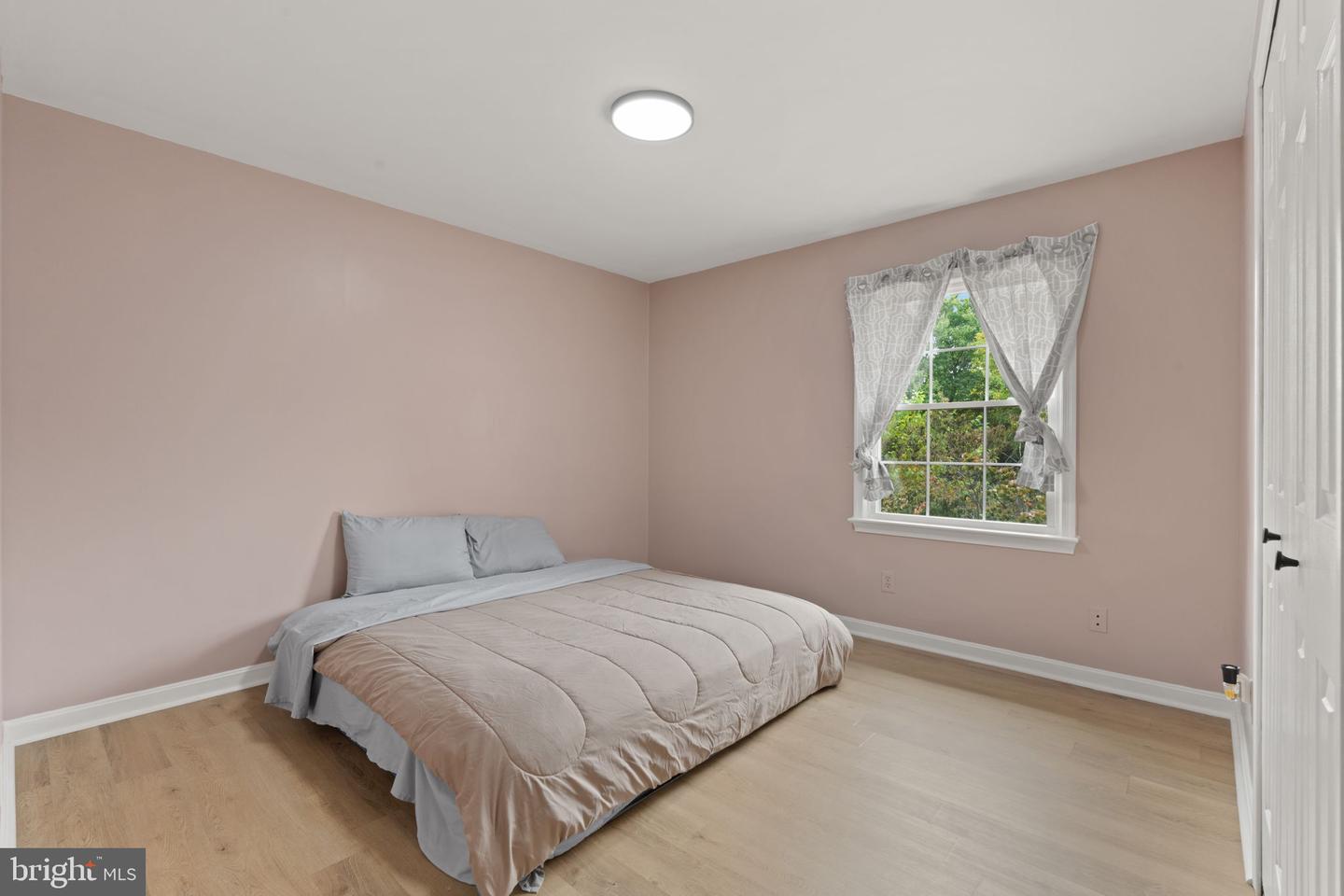 5817 UP A WAY DR, FREDERICKSBURG, Virginia 22407, 3 Bedrooms Bedrooms, ,2 BathroomsBathrooms,Residential,For sale,5817 UP A WAY DR,VASP2036036 MLS # VASP2036036