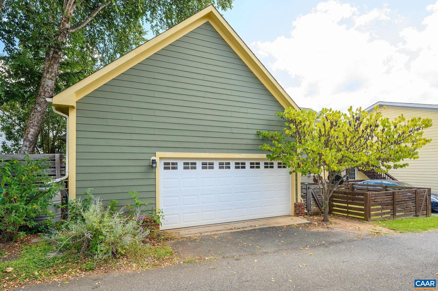 1409 BUTLER ST, CHARLOTTESVILLE, Virginia 22901, 3 Bedrooms Bedrooms, ,2 BathroomsBathrooms,Residential,For sale,1409 BUTLER ST,668592 MLS # 668592
