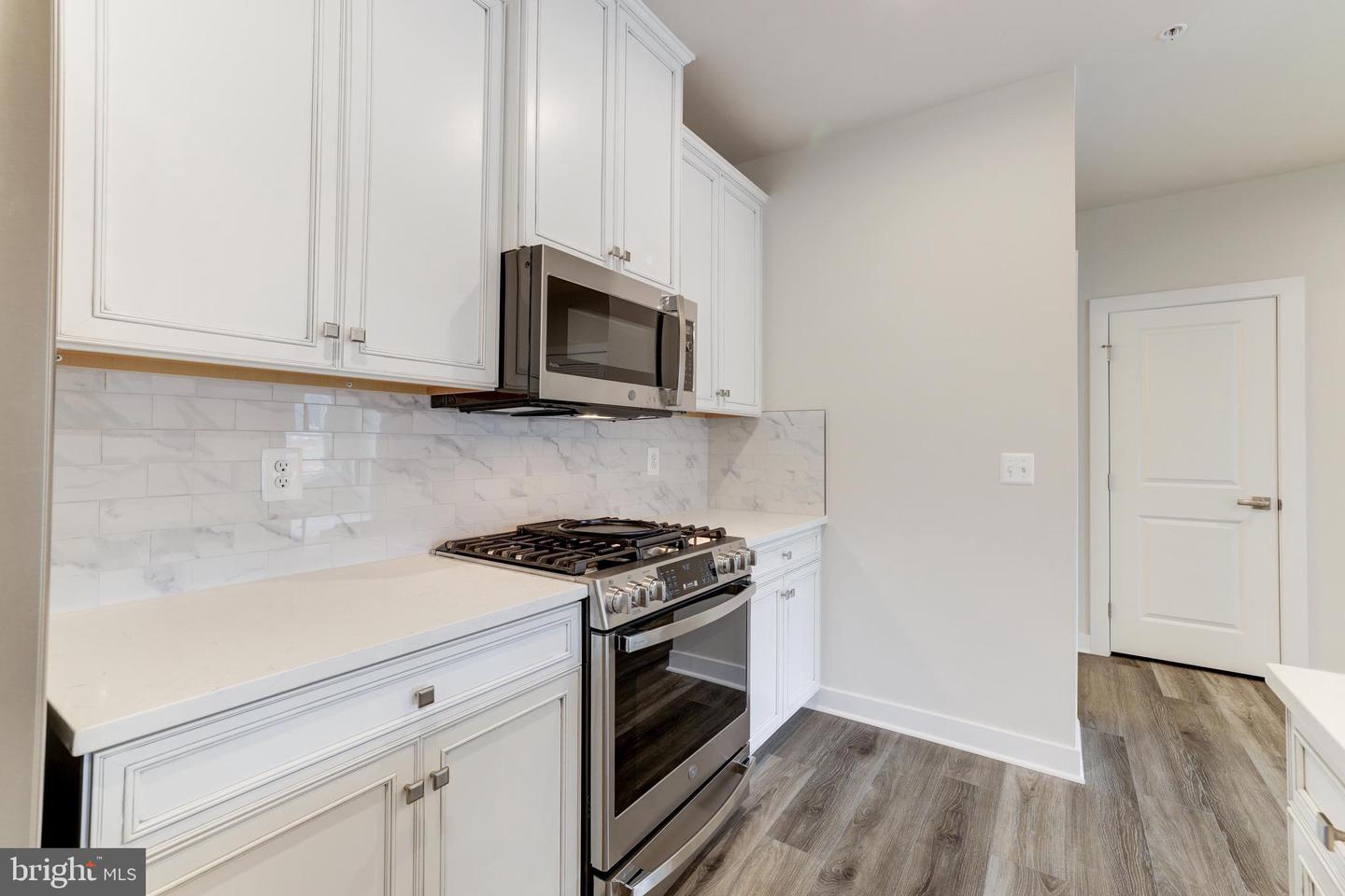 46270 MOUNT ALLEN TER #403, STERLING, Virginia 20164, 2 Bedrooms Bedrooms, ,2 BathroomsBathrooms,Residential,For sale,46270 MOUNT ALLEN TER #403,VALO2106164 MLS # VALO2106164