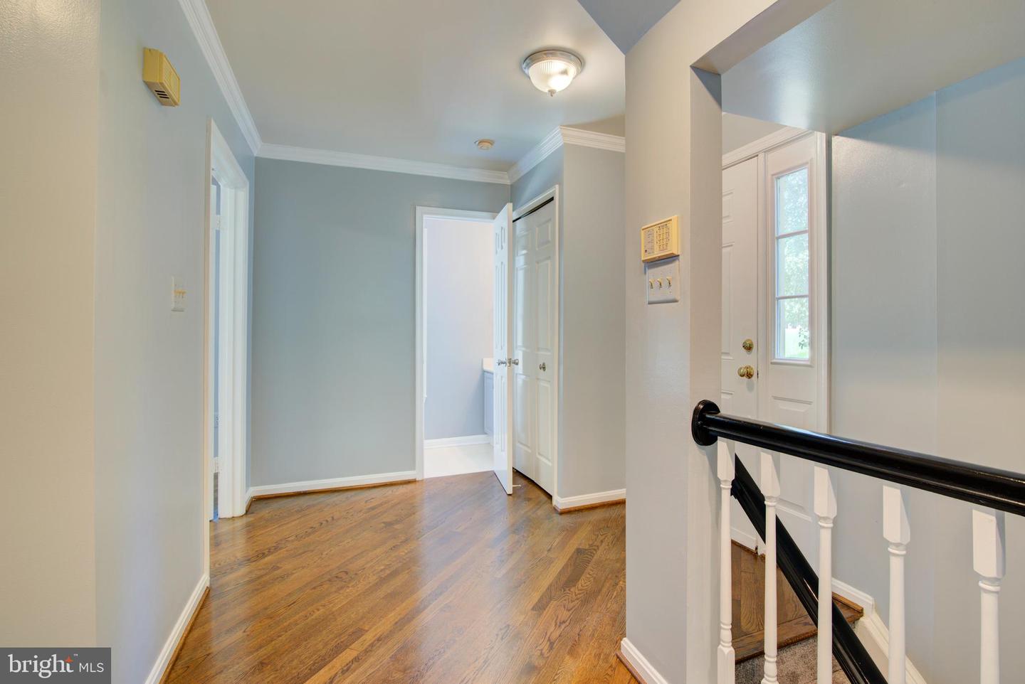 7235 WORSLEY WAY, ALEXANDRIA, Virginia 22315, 3 Bedrooms Bedrooms, ,3 BathroomsBathrooms,Residential,For sale,7235 WORSLEY WAY,VAFX2265034 MLS # VAFX2265034