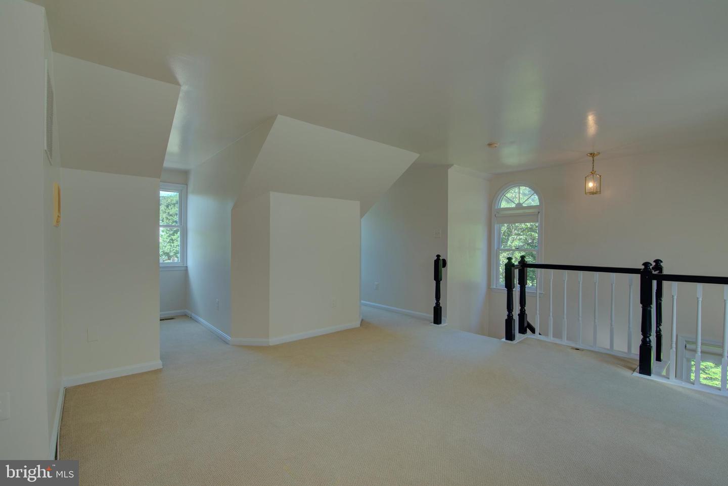 7235 WORSLEY WAY, ALEXANDRIA, Virginia 22315, 3 Bedrooms Bedrooms, ,3 BathroomsBathrooms,Residential,For sale,7235 WORSLEY WAY,VAFX2265034 MLS # VAFX2265034