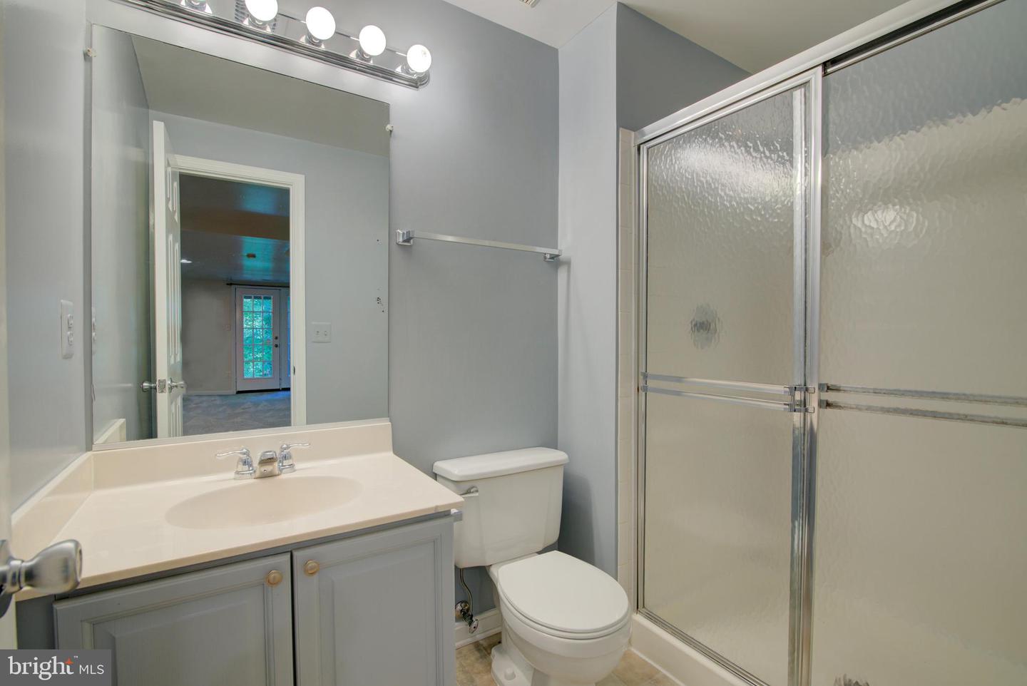 7235 WORSLEY WAY, ALEXANDRIA, Virginia 22315, 3 Bedrooms Bedrooms, ,3 BathroomsBathrooms,Residential,For sale,7235 WORSLEY WAY,VAFX2265034 MLS # VAFX2265034