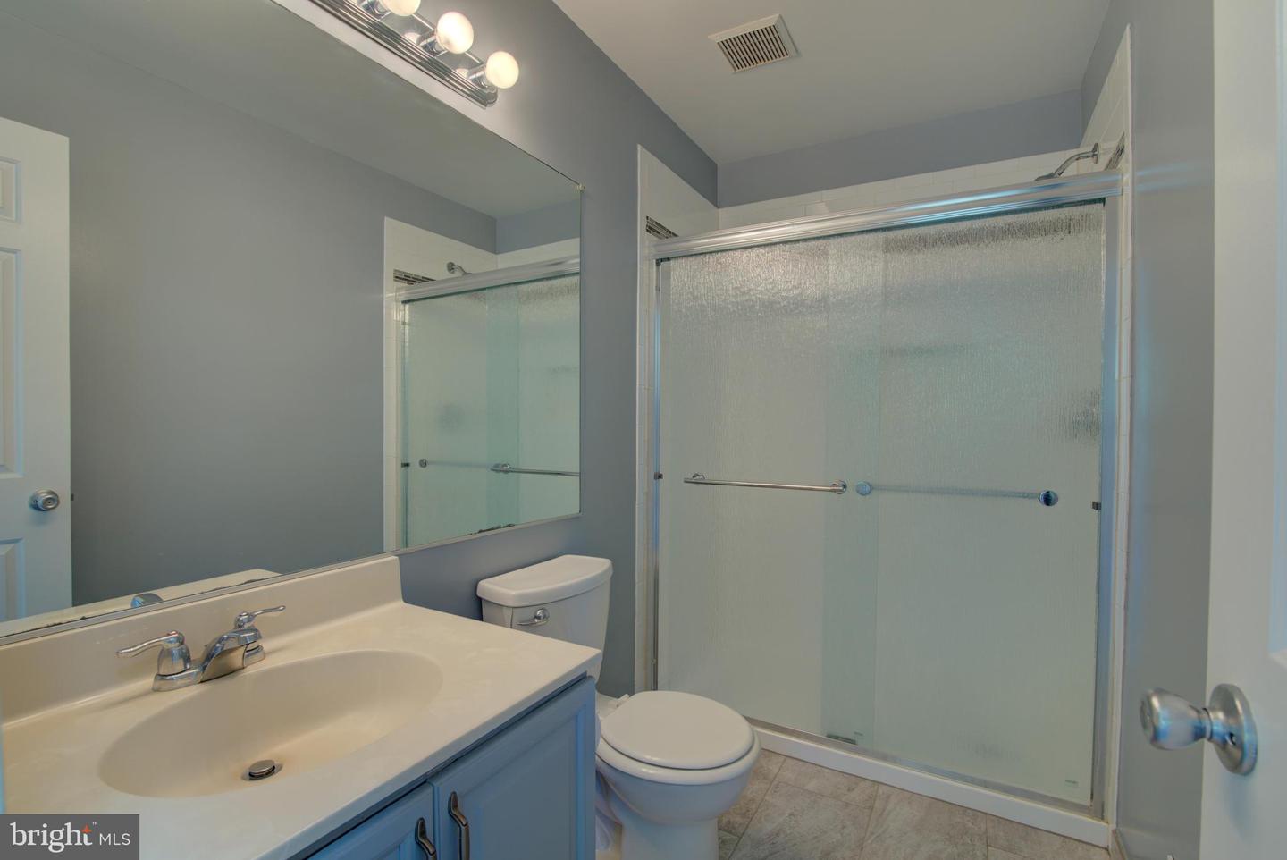 7235 WORSLEY WAY, ALEXANDRIA, Virginia 22315, 3 Bedrooms Bedrooms, ,3 BathroomsBathrooms,Residential,For sale,7235 WORSLEY WAY,VAFX2265034 MLS # VAFX2265034