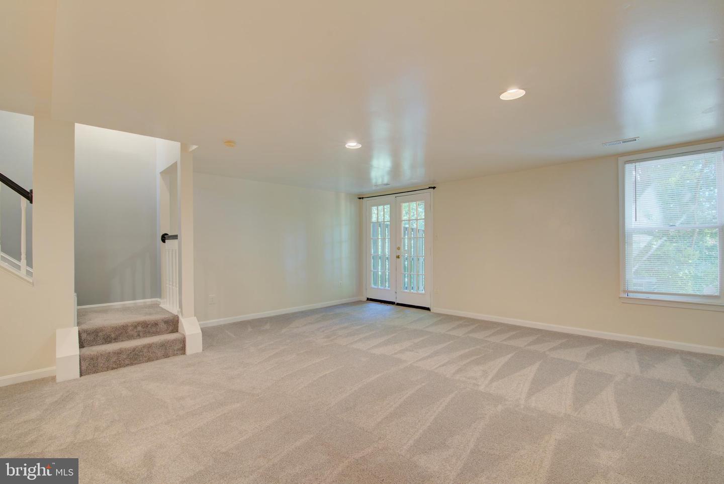 7235 WORSLEY WAY, ALEXANDRIA, Virginia 22315, 3 Bedrooms Bedrooms, ,3 BathroomsBathrooms,Residential,For sale,7235 WORSLEY WAY,VAFX2265034 MLS # VAFX2265034