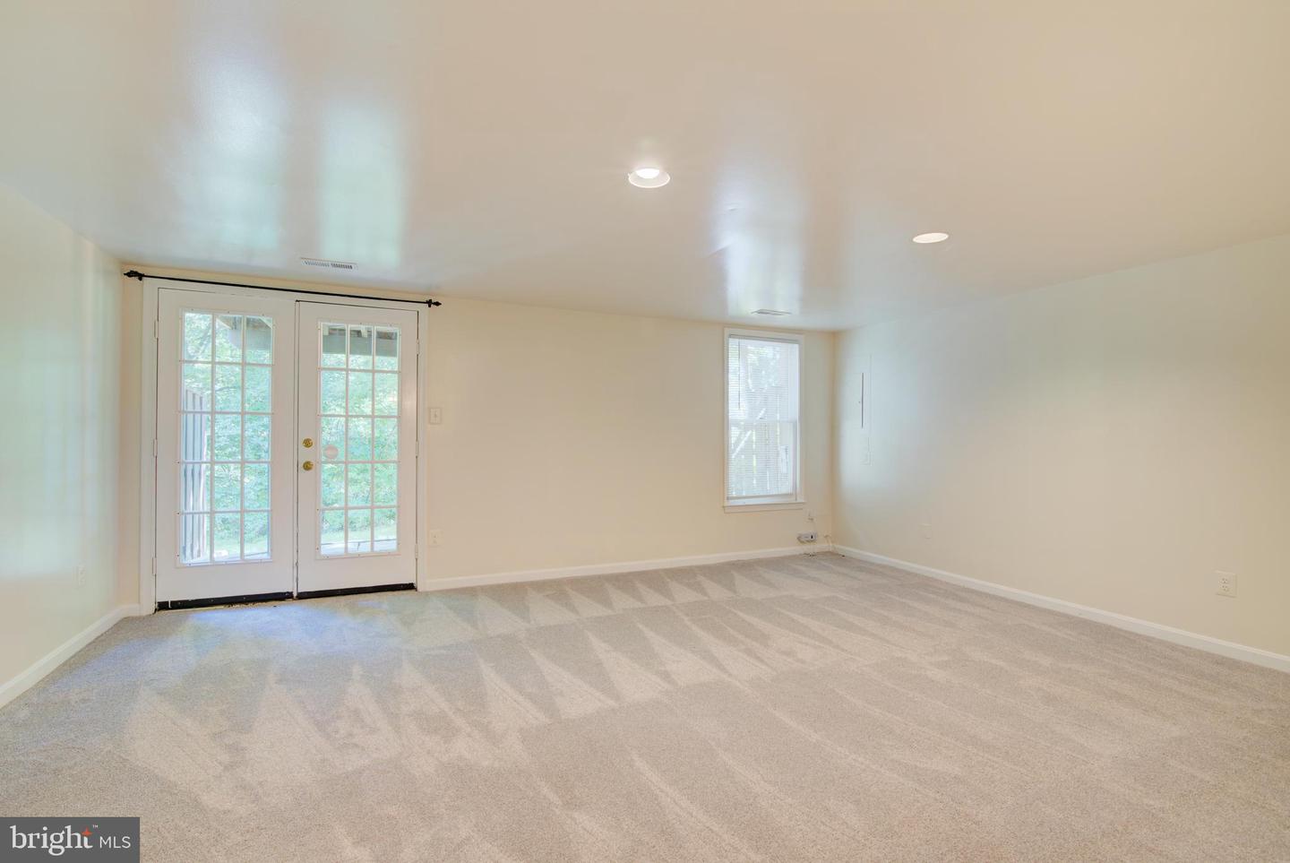 7235 WORSLEY WAY, ALEXANDRIA, Virginia 22315, 3 Bedrooms Bedrooms, ,3 BathroomsBathrooms,Residential,For sale,7235 WORSLEY WAY,VAFX2265034 MLS # VAFX2265034