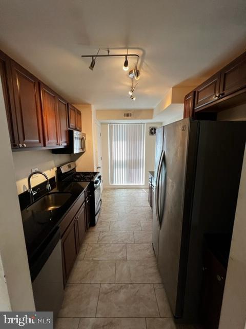 5602 BISMACH DR #204, ALEXANDRIA, Virginia 22312, 2 Bedrooms Bedrooms, ,1 BathroomBathrooms,Residential,For sale,5602 BISMACH DR #204,VAFX2265052 MLS # VAFX2265052