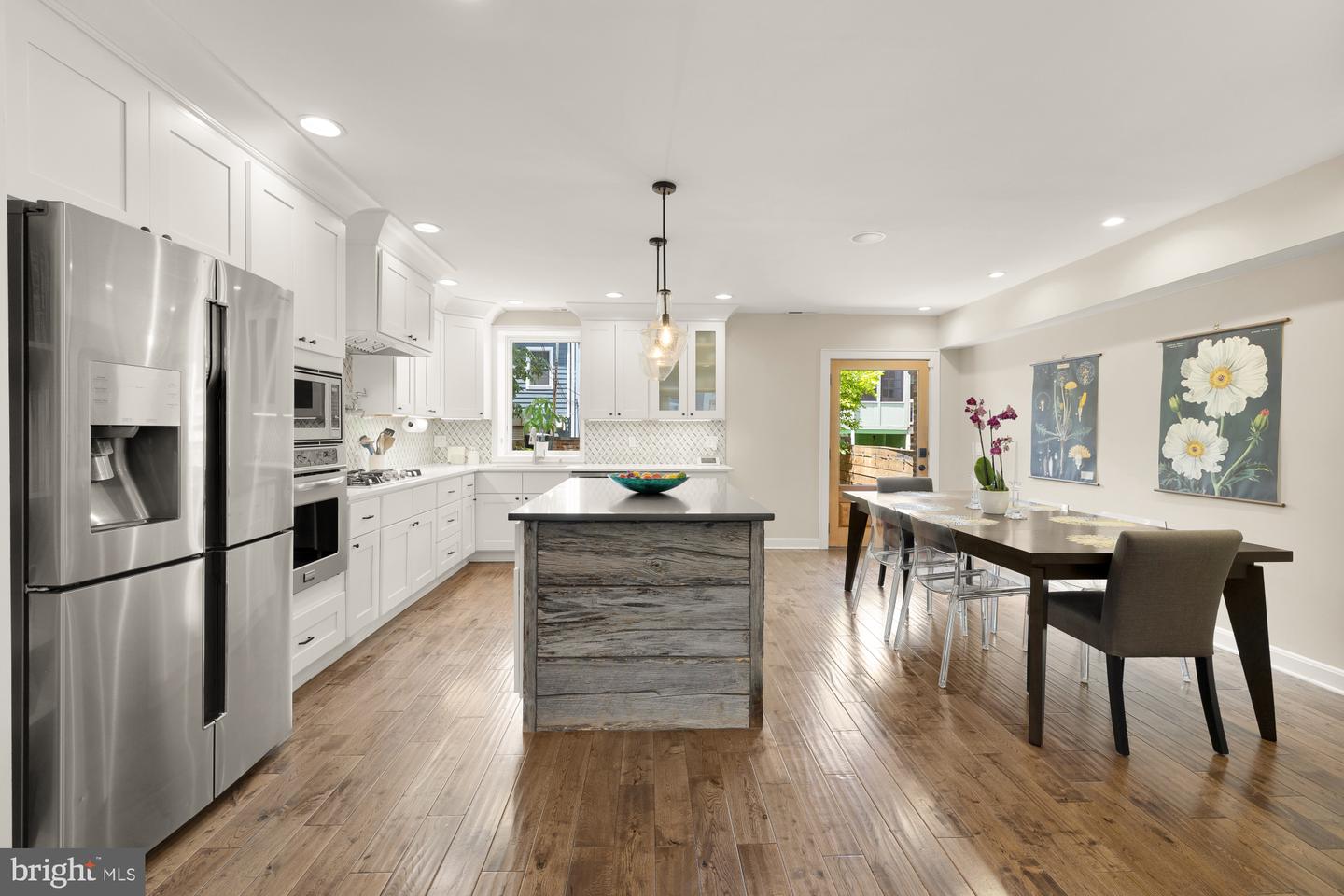 1217 CARROLLSBURG PL SW, WASHINGTON, District Of Columbia 20024, 3 Bedrooms Bedrooms, ,2 BathroomsBathrooms,Residential,For sale,1217 CARROLLSBURG PL SW,DCDC2220434 MLS # DCDC2220434