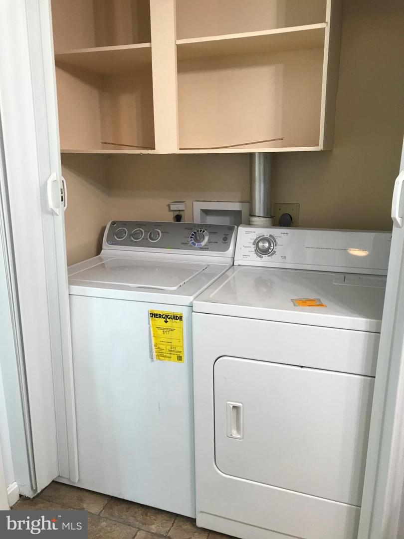 5823 ROYAL RIDGE DR #S, SPRINGFIELD, Virginia 22152, 2 Bedrooms Bedrooms, ,1 BathroomBathrooms,Residential,For sale,5823 ROYAL RIDGE DR #S,VAFX2265068 MLS # VAFX2265068