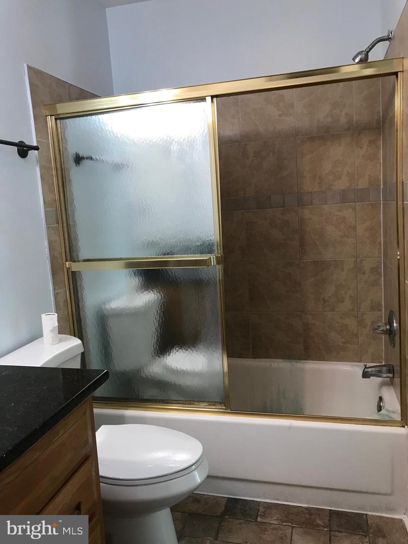 5823 ROYAL RIDGE DR #S, SPRINGFIELD, Virginia 22152, 2 Bedrooms Bedrooms, ,1 BathroomBathrooms,Residential,For sale,5823 ROYAL RIDGE DR #S,VAFX2265068 MLS # VAFX2265068