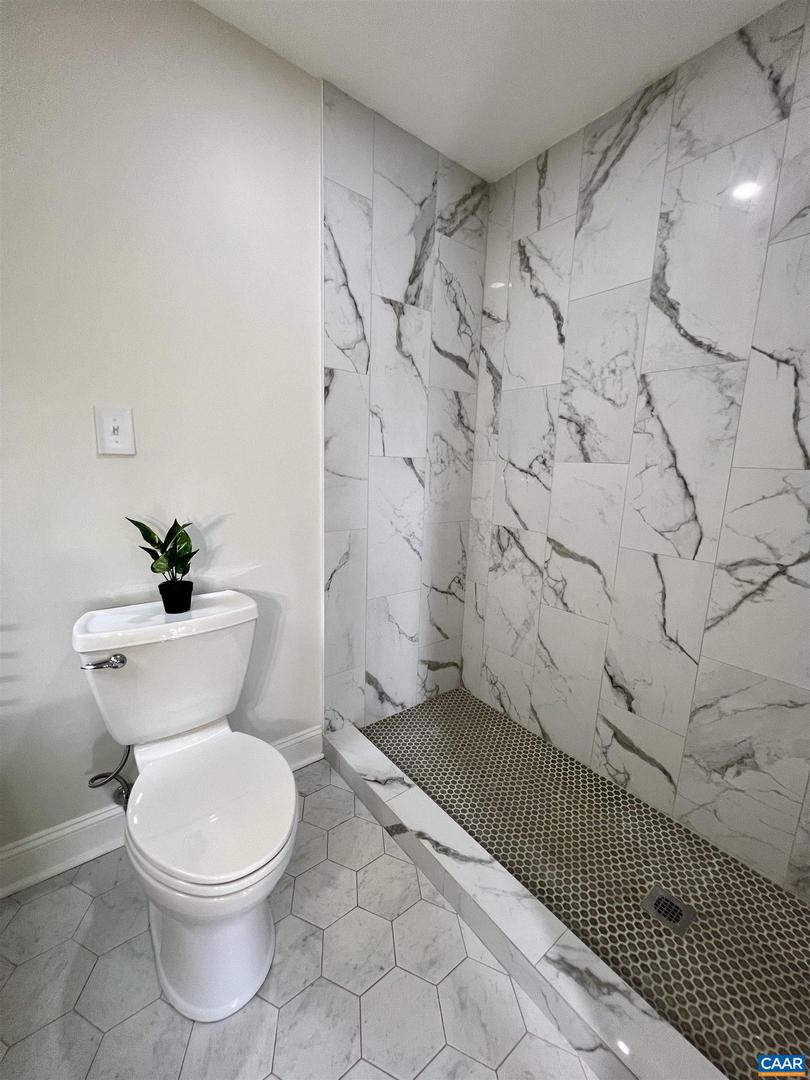 2515 NORTHFIELD RD, CHARLOTTESVILLE, Virginia 22901, 4 Bedrooms Bedrooms, ,3 BathroomsBathrooms,Residential,For sale,2515 NORTHFIELD RD,668596 MLS # 668596