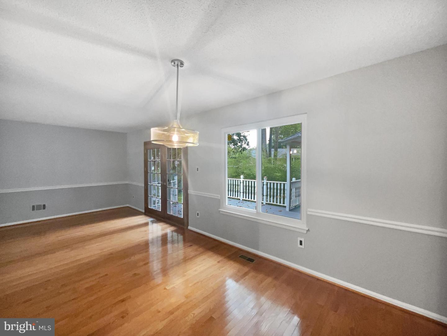 9505 SCORPIO LN, BURKE, Virginia 22015, 4 Bedrooms Bedrooms, ,3 BathroomsBathrooms,Residential,For sale,9505 SCORPIO LN,VAFX2265082 MLS # VAFX2265082