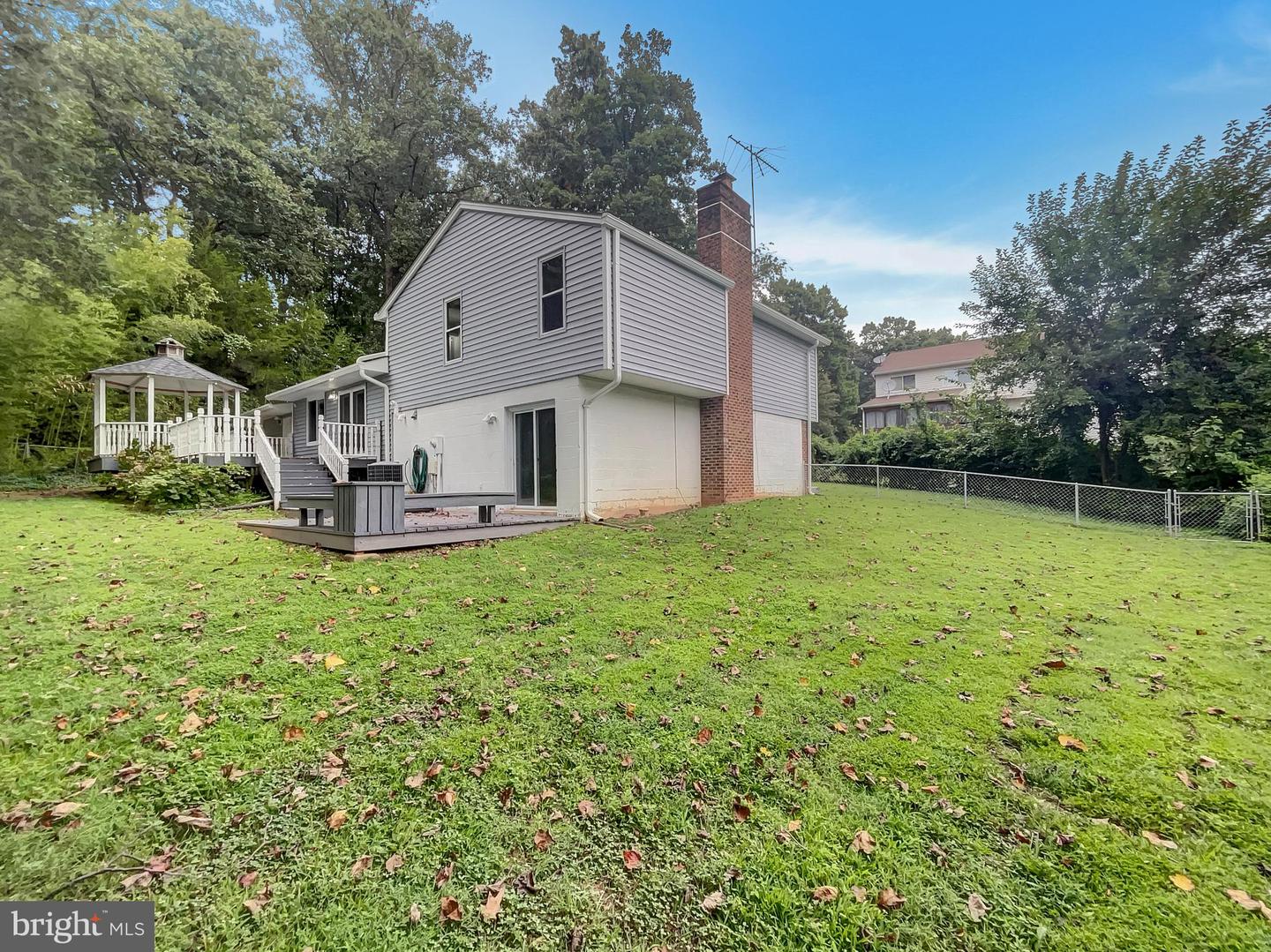 9505 SCORPIO LN, BURKE, Virginia 22015, 4 Bedrooms Bedrooms, ,3 BathroomsBathrooms,Residential,For sale,9505 SCORPIO LN,VAFX2265082 MLS # VAFX2265082