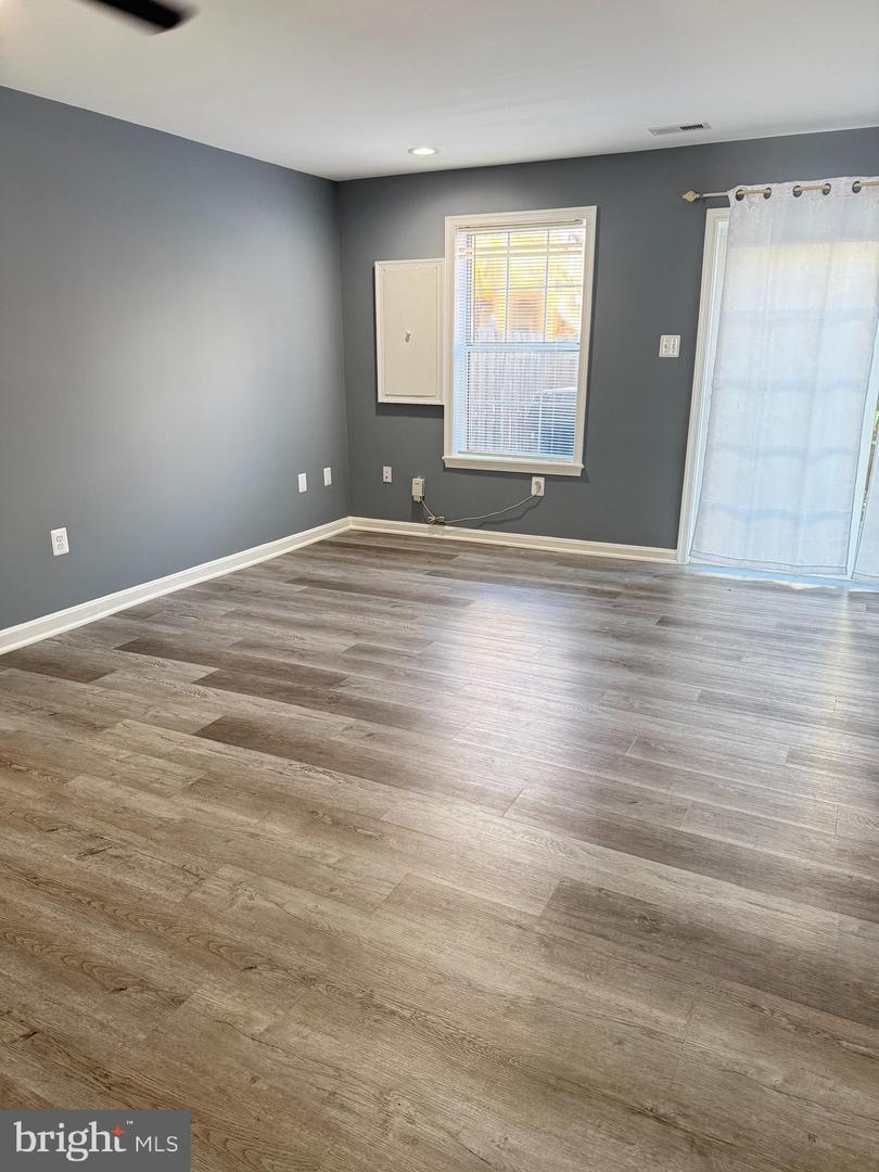 302 WESTMINSTER LN #133, STAFFORD, Virginia 22556, 3 Bedrooms Bedrooms, ,2 BathroomsBathrooms,Residential,For sale,302 WESTMINSTER LN #133,VAST2042448 MLS # VAST2042448