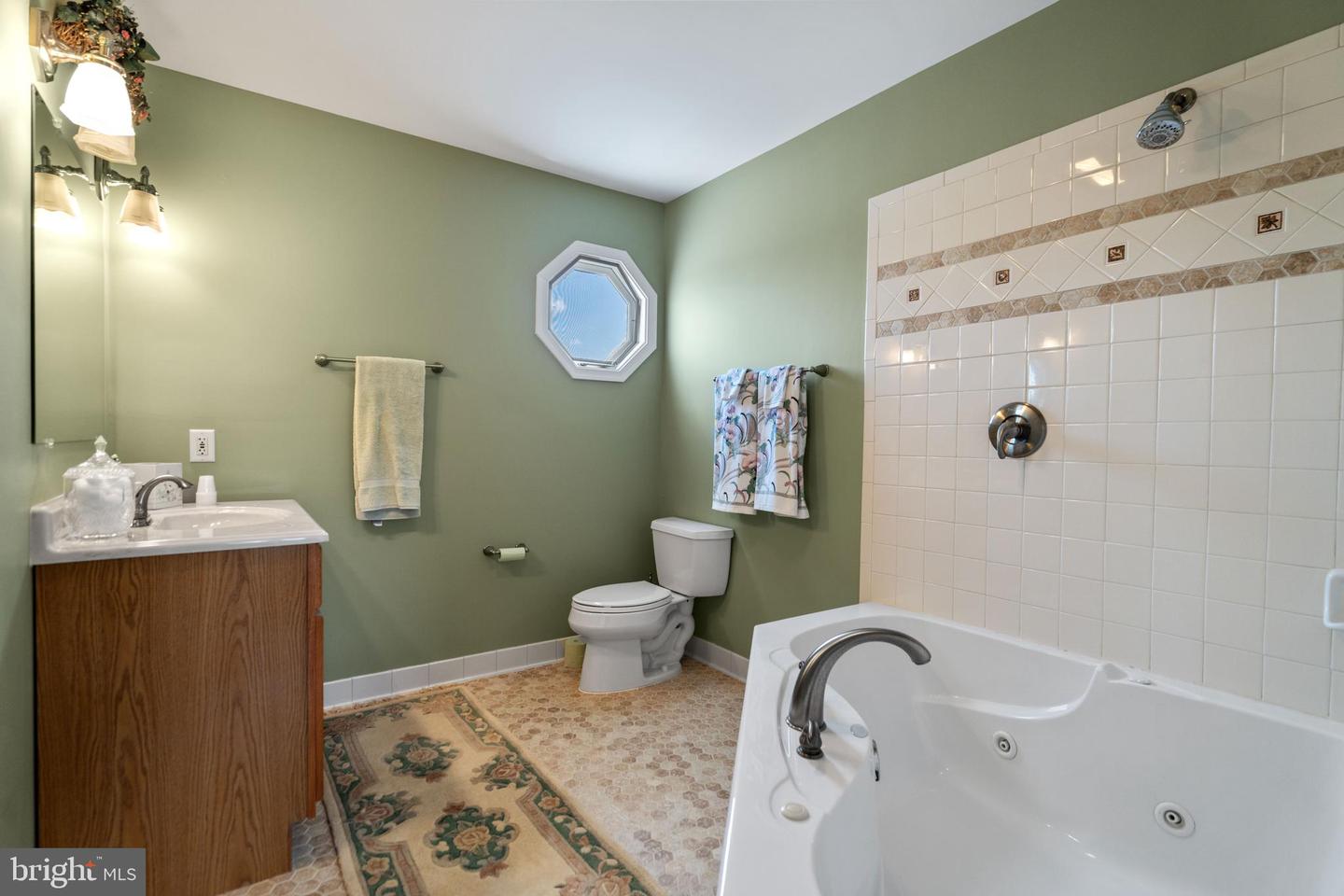 11801 PARKGATE DR, NOKESVILLE, Virginia 20181, 4 Bedrooms Bedrooms, ,4 BathroomsBathrooms,Farm,For sale,11801 PARKGATE DR,VAPW2103014 MLS # VAPW2103014