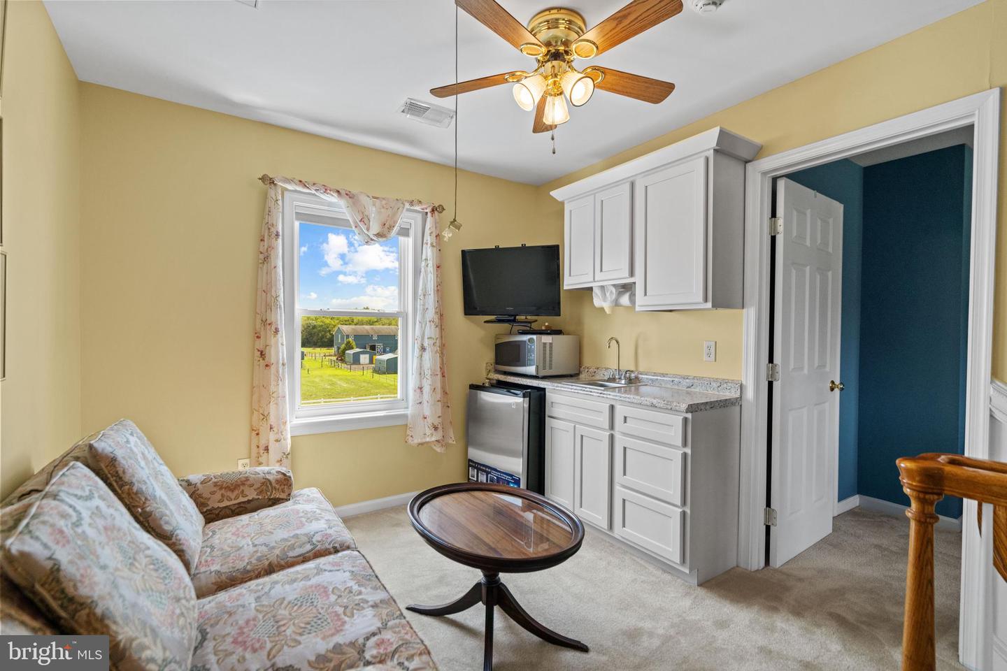 11801 PARKGATE DR, NOKESVILLE, Virginia 20181, 4 Bedrooms Bedrooms, ,4 BathroomsBathrooms,Farm,For sale,11801 PARKGATE DR,VAPW2103014 MLS # VAPW2103014
