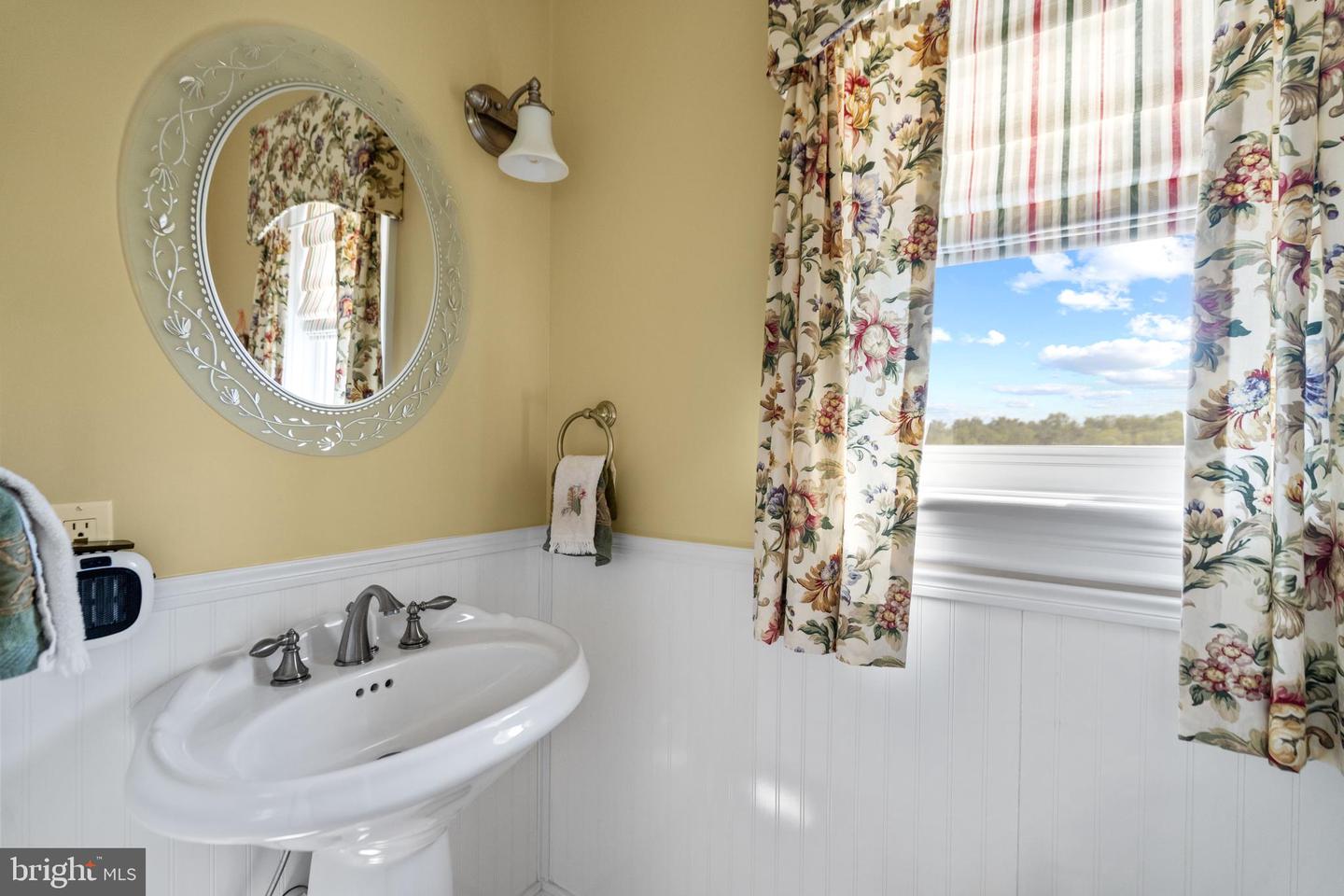 11801 PARKGATE DR, NOKESVILLE, Virginia 20181, 4 Bedrooms Bedrooms, ,4 BathroomsBathrooms,Farm,For sale,11801 PARKGATE DR,VAPW2103014 MLS # VAPW2103014
