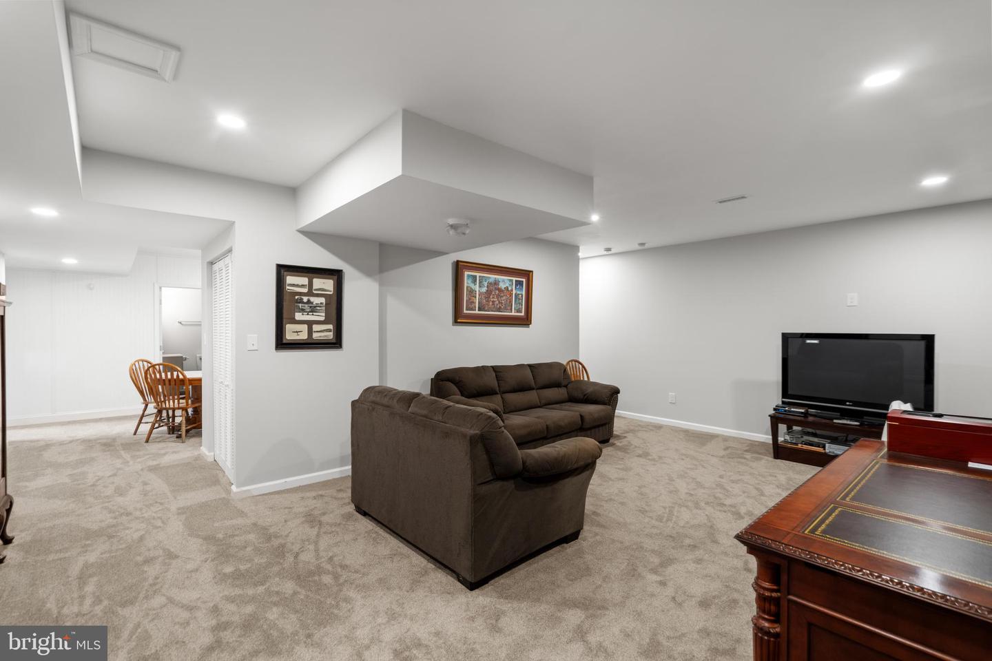 11801 PARKGATE DR, NOKESVILLE, Virginia 20181, 4 Bedrooms Bedrooms, ,4 BathroomsBathrooms,Farm,For sale,11801 PARKGATE DR,VAPW2103014 MLS # VAPW2103014