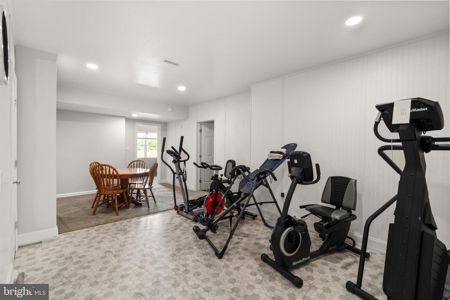 11801 PARKGATE DR, NOKESVILLE, Virginia 20181, 4 Bedrooms Bedrooms, ,4 BathroomsBathrooms,Farm,For sale,11801 PARKGATE DR,VAPW2103014 MLS # VAPW2103014