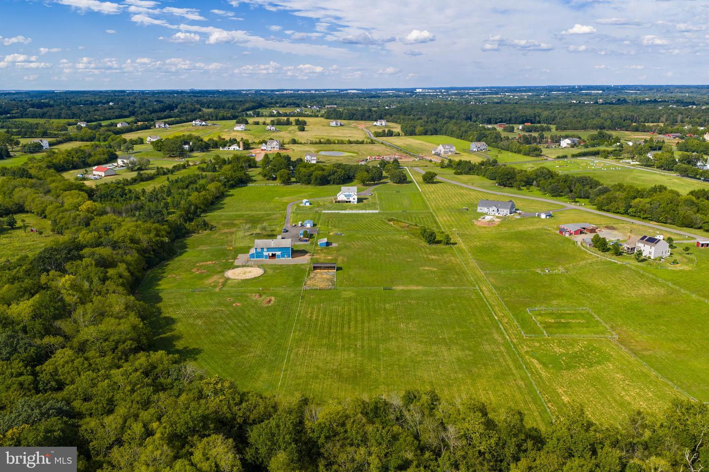 11801 PARKGATE DR, NOKESVILLE, Virginia 20181, 4 Bedrooms Bedrooms, ,4 BathroomsBathrooms,Farm,For sale,11801 PARKGATE DR,VAPW2103014 MLS # VAPW2103014