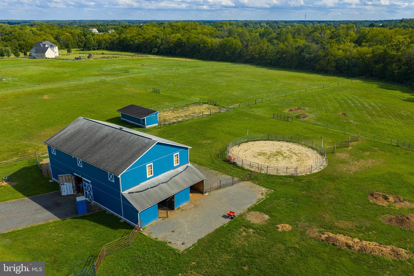 11801 PARKGATE DR, NOKESVILLE, Virginia 20181, 4 Bedrooms Bedrooms, ,4 BathroomsBathrooms,Farm,For sale,11801 PARKGATE DR,VAPW2103014 MLS # VAPW2103014