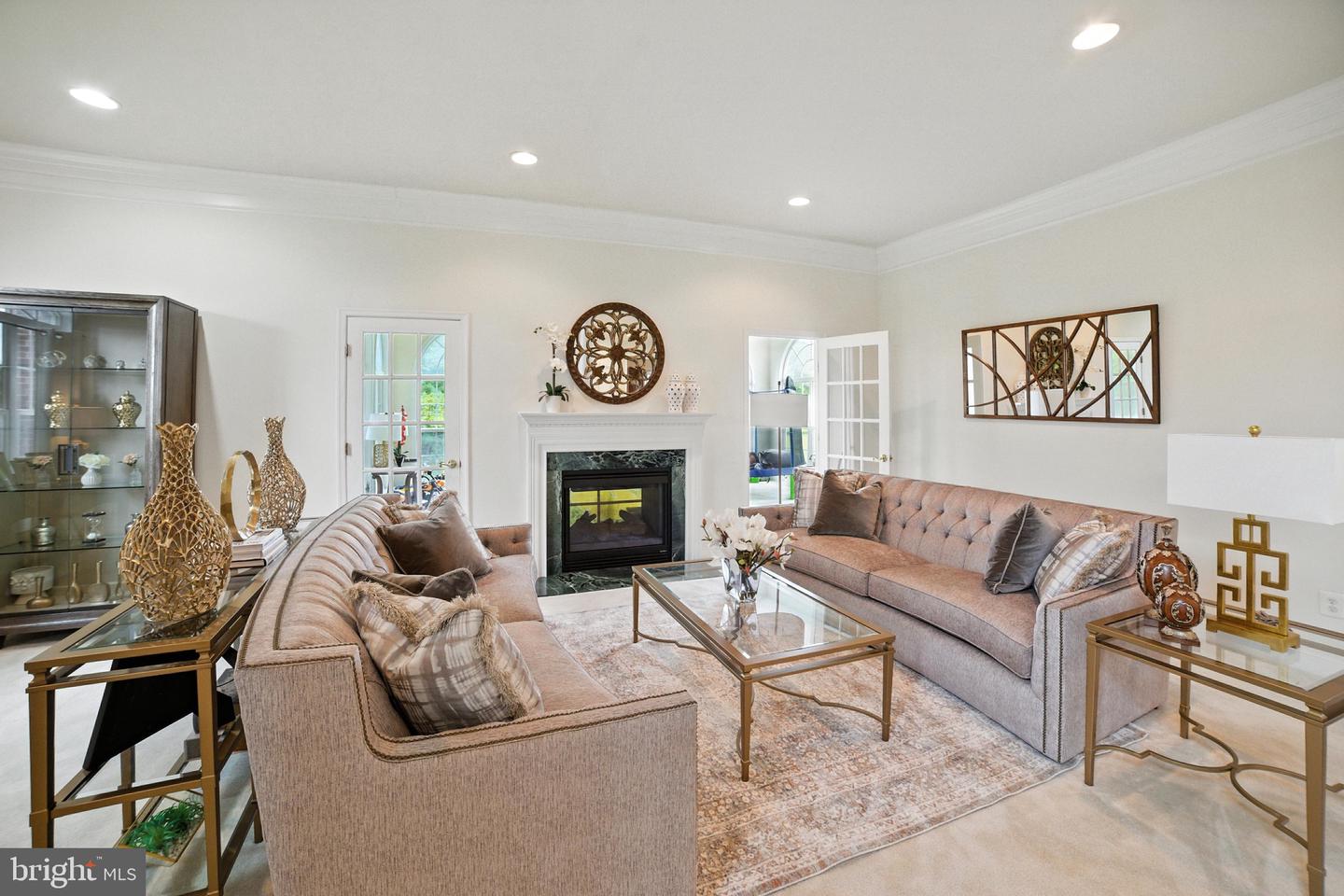 42037 HEATERS ISLAND CT, LEESBURG, Virginia 20176, 5 Bedrooms Bedrooms, ,4 BathroomsBathrooms,Residential,For sale,42037 HEATERS ISLAND CT,VALO2088240 MLS # VALO2088240