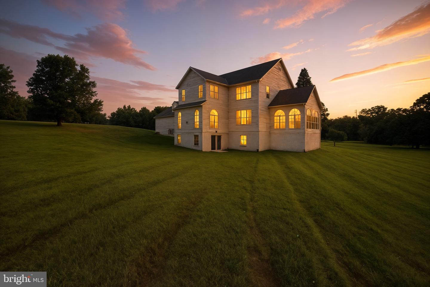 42037 HEATERS ISLAND CT, LEESBURG, Virginia 20176, 5 Bedrooms Bedrooms, ,4 BathroomsBathrooms,Residential,For sale,42037 HEATERS ISLAND CT,VALO2088240 MLS # VALO2088240