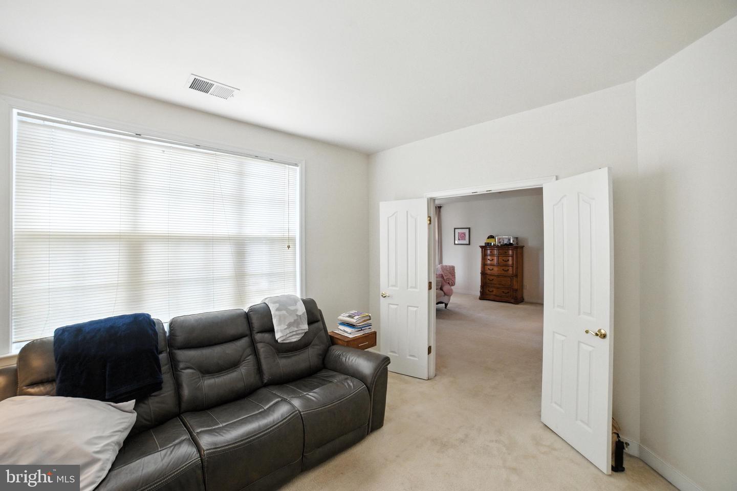 42037 HEATERS ISLAND CT, LEESBURG, Virginia 20176, 5 Bedrooms Bedrooms, ,4 BathroomsBathrooms,Residential,For sale,42037 HEATERS ISLAND CT,VALO2088240 MLS # VALO2088240