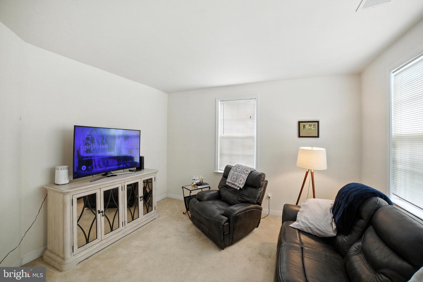 42037 HEATERS ISLAND CT, LEESBURG, Virginia 20176, 5 Bedrooms Bedrooms, ,4 BathroomsBathrooms,Residential,For sale,42037 HEATERS ISLAND CT,VALO2088240 MLS # VALO2088240
