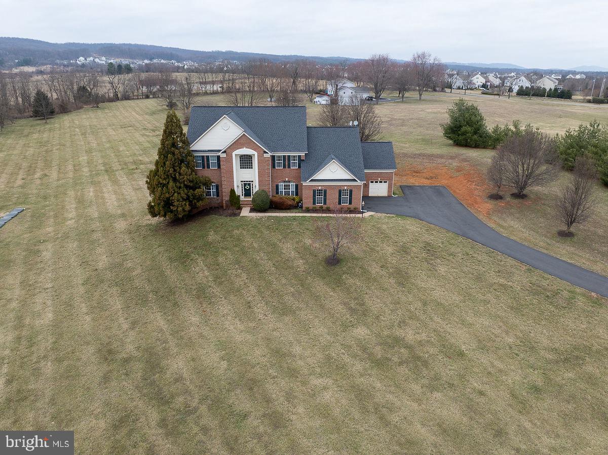 42037 HEATERS ISLAND CT, LEESBURG, Virginia 20176, 5 Bedrooms Bedrooms, ,4 BathroomsBathrooms,Residential,For sale,42037 HEATERS ISLAND CT,VALO2088240 MLS # VALO2088240