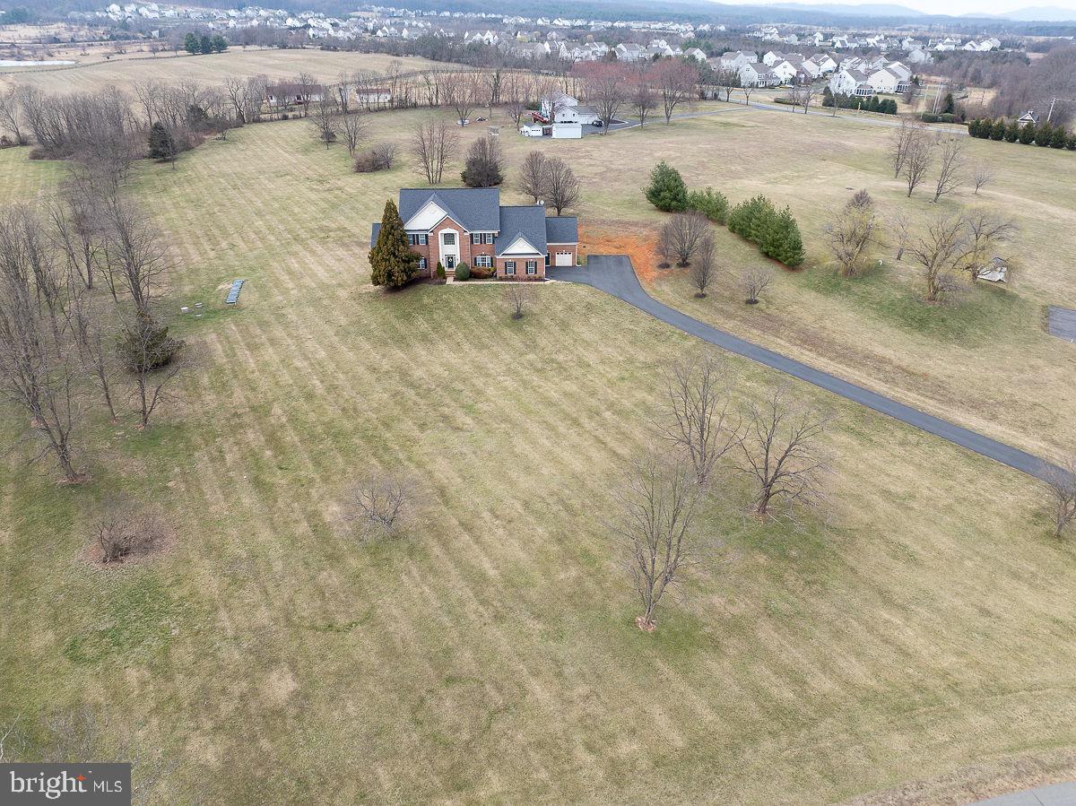 42037 HEATERS ISLAND CT, LEESBURG, Virginia 20176, 5 Bedrooms Bedrooms, ,4 BathroomsBathrooms,Residential,For sale,42037 HEATERS ISLAND CT,VALO2088240 MLS # VALO2088240