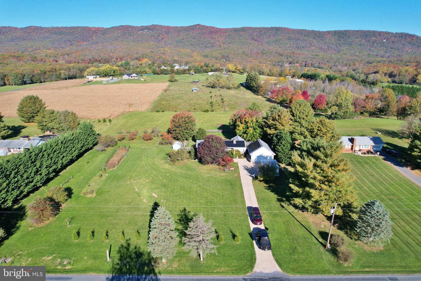 8289 BACK RD, MAURERTOWN, Virginia 22644, 2 Bedrooms Bedrooms, ,2 BathroomsBathrooms,Residential,For sale,8289 BACK RD,VASH2010782 MLS # VASH2010782 8289 BACK RD, MAURERTOWN, Virginia 22644, 2 Bedrooms Bedrooms, ,2 BathroomsBathrooms,Residential,For sale,8289 BACK RD,VASH2010782 MLS # VASH2010782