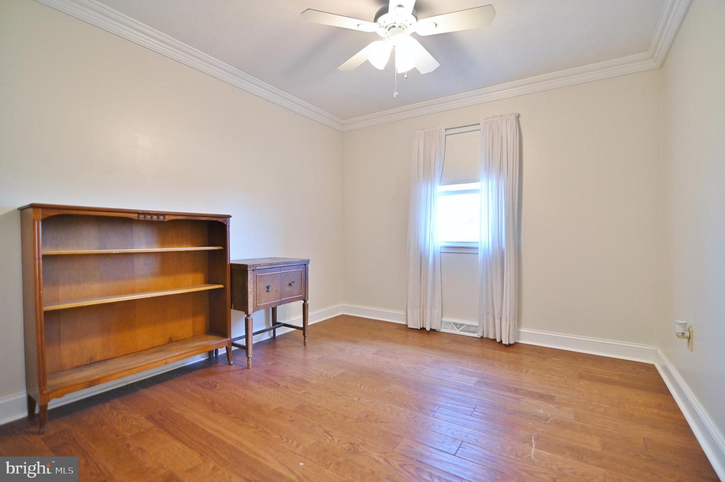 8289 BACK RD, MAURERTOWN, Virginia 22644, 2 Bedrooms Bedrooms, ,2 BathroomsBathrooms,Residential,For sale,8289 BACK RD,VASH2010782 MLS # VASH2010782 8289 BACK RD, MAURERTOWN, Virginia 22644, 2 Bedrooms Bedrooms, ,2 BathroomsBathrooms,Residential,For sale,8289 BACK RD,VASH2010782 MLS # VASH2010782