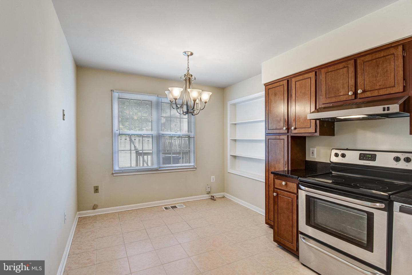 7722 CAPRON CT, LORTON, Virginia 22079, 3 Bedrooms Bedrooms, ,2 BathroomsBathrooms,Residential,For sale,7722 CAPRON CT,VAFX2236566 MLS # VAFX2236566