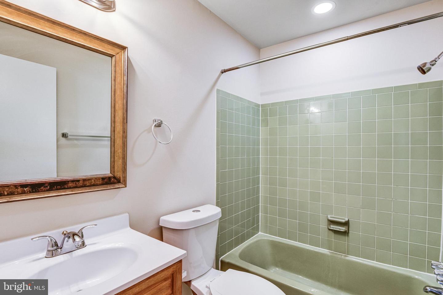 7722 CAPRON CT, LORTON, Virginia 22079, 3 Bedrooms Bedrooms, ,2 BathroomsBathrooms,Residential,For sale,7722 CAPRON CT,VAFX2236566 MLS # VAFX2236566