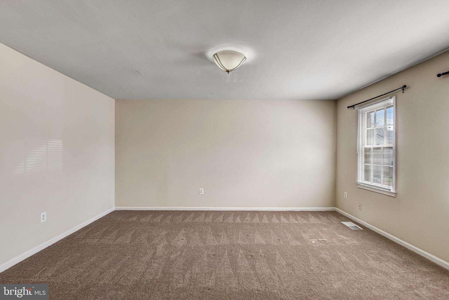 7722 CAPRON CT, LORTON, Virginia 22079, 3 Bedrooms Bedrooms, ,2 BathroomsBathrooms,Residential,For sale,7722 CAPRON CT,VAFX2236566 MLS # VAFX2236566